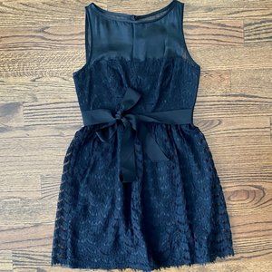 Trina Turk Black Scalloped Lace Cocktail Dress | Size 8